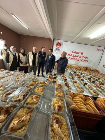 Ramadan bedeutet Teilen Hilfe für Erdbebenopfer geht weiter (4)